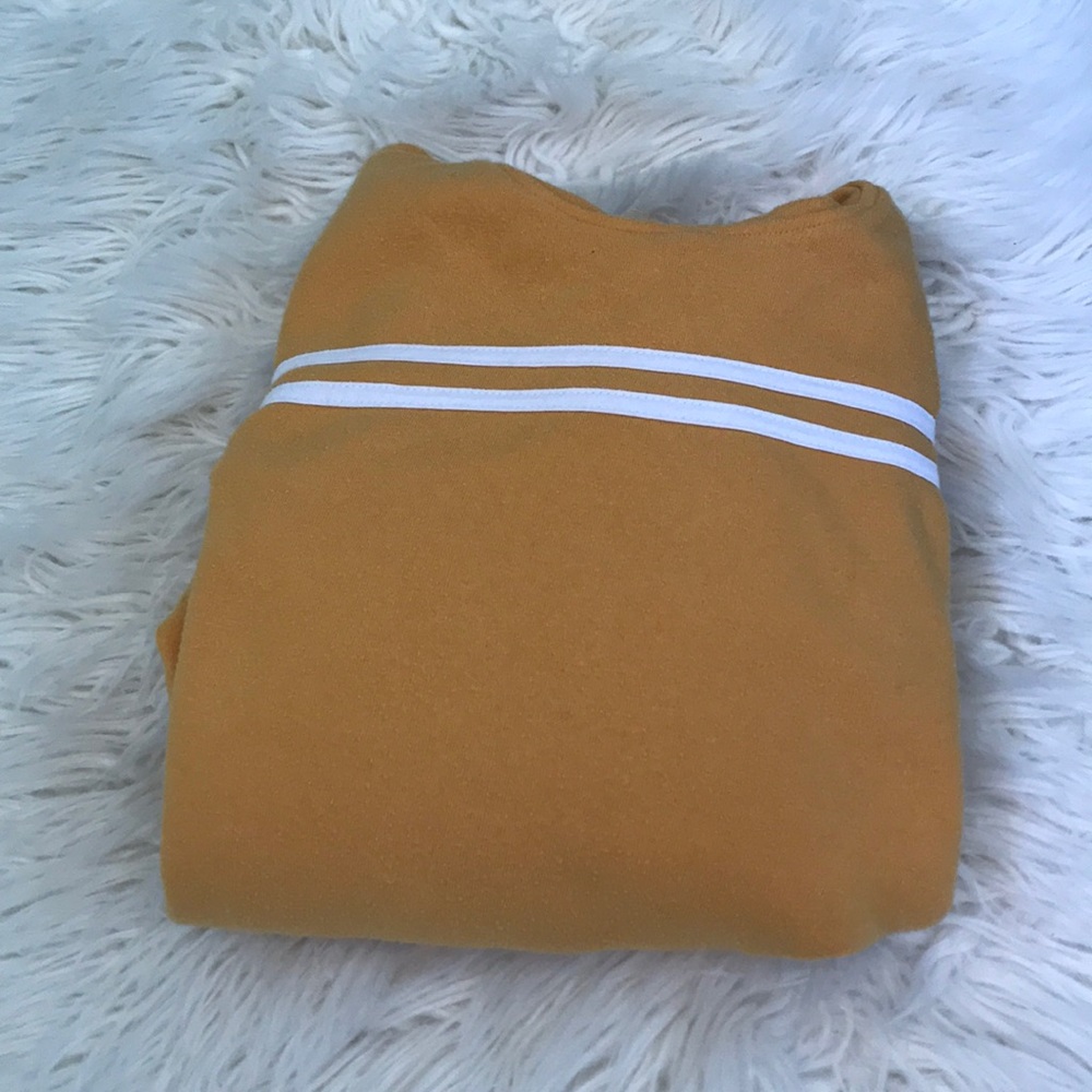 Mustard colored sweatshirt